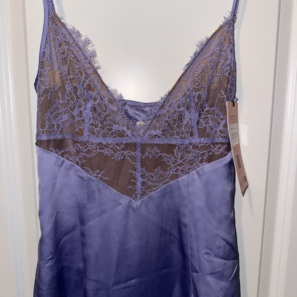 NWT Oh Polly Cadenza Lavender Lace Dress - Picture 4 of 7